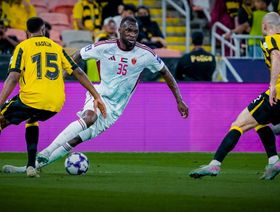 الشوط الأول.. الاتحاد يسيطر ودفاع الوحدة يستبسل