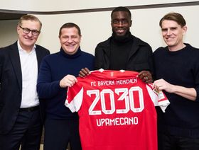 بعد مفاوضات طويلة.. بايرن ميونيخ يعلن تجديد عقد أوباميكانو حتى 2030