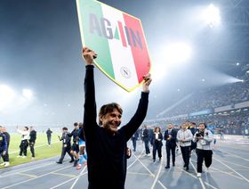 جواب نهائي.. نابولي يعلن بقاء المدرب كونتي