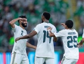 شاهد.. السعودية أول المتأهلين إلى نصف نهائي خليجي 27 بثلاثية في شباك عُمان