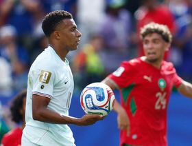 مبابي يُعادل لوريس وديشان يُطارد رقماً أسطورياً في كأس العالم