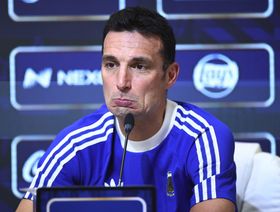 سكالوني يجهل قرار ليونيل ميسي حول مشاركته مع الأرجنتين بكأس العالم