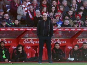 رغم الفوز في 3 مباريات متتالية.. سلوت لا يشعر بالرضا عن ليفربول