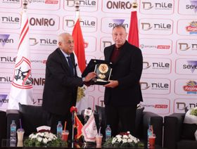 بيان ناري.. الزمالك يرفض إرهاب الحكام ويشكك في عقود الأهلي