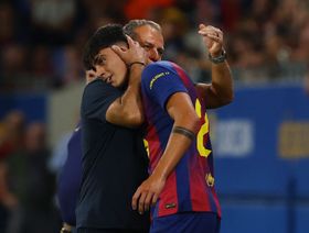 الاتحاد الإسباني يرضخ لضغط برشلونة ويطلق سراح النجم العائد