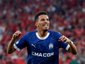 المغربي عز الدين أوناحي حائر بين الاتحاد السعودي وإسبانيول