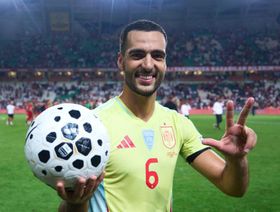 ميرينو يكشف سر تألّقه كهداف وينتظر هدية "الهاتريك" من لاعبي إسبانيا