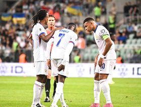 إصابة ديمبيلي ودوي تُفجر أزمة بين باريس سان جيرمان ومنتخب فرنسا