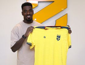 الحزم السعودي يظفر بتوقيع فاريلا حارس مرمى الرأس الأخضر