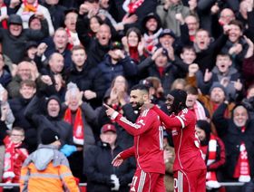 شاهد.. محمد صلاح يُحرج سلوت وريو يحطم رقم رحيم في أنفيلد
