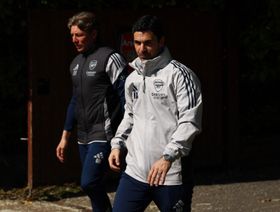 أرتيتا يحث لاعبي أرسنال على تحويل الإحباط إلى تحفيز ضد سبورتينغ