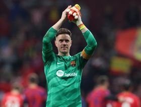 هل تشهد مباراة أوساسونا عودة تير شتيغن إلى تشكيلة برشلونة؟