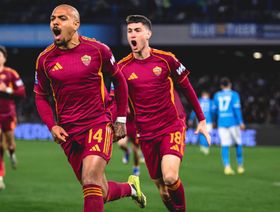 نابولي ينتزع تعادلاً مثيراً مع روما في الدوري الإيطالي