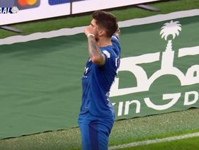 ملخص وأهداف مباراة الهلال والفتح (2-1) في دوري روشن السعودي