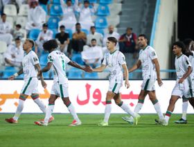 شاهد.. هدف رائع يمنح الأخدود التأهل لثمن نهائي كأس ملك السعودية