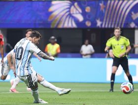 بسبب مصطفى شوبير.. رقم سلبي غير مسبوق لميسي في تاريخ كأس العالم