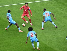 لاعب الكونغو يكشف سر إيقاف رونالدو: لقد تقدم في العمر