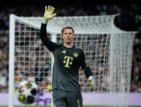 بعمر الـ40.. 9 تصديات تتوج نوير لاعب الأسبوع بدوري أبطال أوروبا