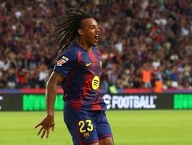 ديكو يكشف محاولات مانشستر سيتي ضم أحد نجوم برشلونة