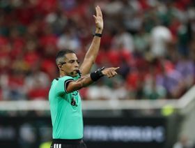 من هو أمين عمر حكم مواجهة الأهلي وأوكلاند سيتي في كأس القارات؟