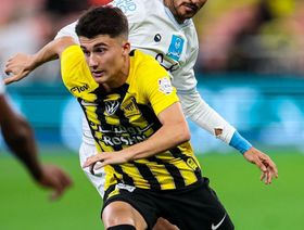 أوناي هيرنانديز لاعب الاتحاد يقترب من العودة إلى الدوري الإسباني