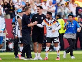 المصورون "المزعجون" يثيرون غضب ناغلسمان وتوخيل في كأس العالم.. ما السبب؟