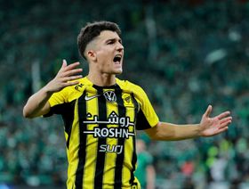 من الاتحاد إلى جيرونا؟ أوناي هرنانديز يقترب من تجربة جديدة