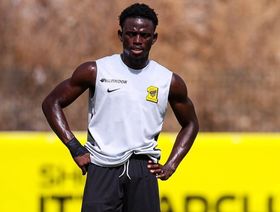 لاعب الاتحاد يخضع لجراحة الرباط الصليبي في ليون