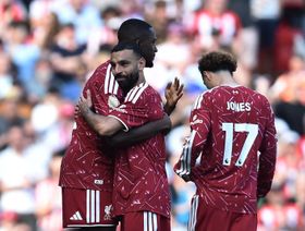 صلاح يصنع هدفاً في تعادل ليفربول مع برينتفورد ويضمن دوري الأبطال
