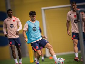 قائمة برشلونة أمام إشبيلية.. لامين يامال ضمن 6 غائبين وعودة بالدي