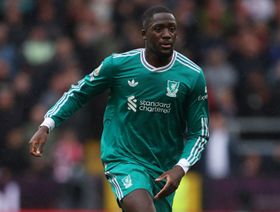 لقطع الطريق أمام ريال مدريد.. ليفربول يغري كوناتي بعرض جديد