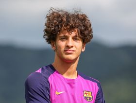 برشلونة يضم جوهرة كرواتية من أصول جزائرية