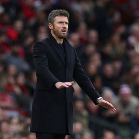 كاريك يرفض المبالغة في الاحتفال بفوز يونايتد على سيتي