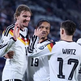 احتفال في ألمانيا؟.. مواعيد مباريات اليوم الاثنين 17 نوفمبر 2025