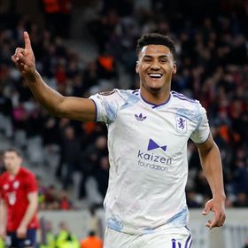 انتصاران لأستون فيلا وبورتو في ذهاب ثمن نهائي الدوري الأوروبي