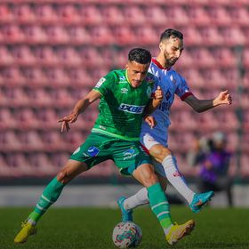 شاهد.. الرجاء يهزم الوداد في ديربي المغرب وينقض على الصدارة