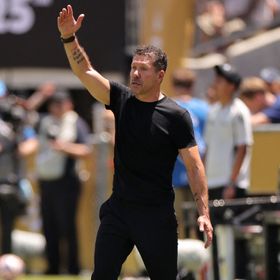 سيميوني: ماستانتونو يتطوّر بسرعة وانضمامه لريال مدريد خطوة كبرى