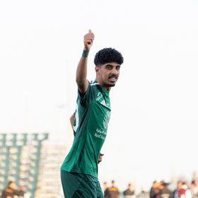 الجهني الأفضل متفوقاً على محرز ورونالدو.. والعمري الأسوأ