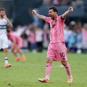 ليونيل ميسي: أنا غريب الأطوار.. أحب العزلة وأستمتع بها