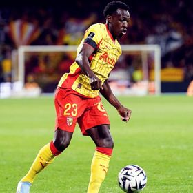 سعود عبد الحميد يشارك في فوز لانس على ليل بالدوري الفرنسي