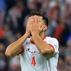 "لا يمثل أخلاقنا".. لاعب الأردن يعتذر لمدرب المغرب طارق السكتيوي