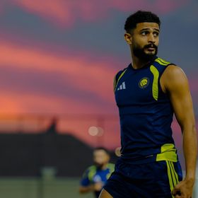 العمري يمنح دفعة معنوية للنصر قبل مواجهة نيوم في الدوري السعودي