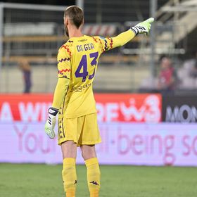 في ظهوره الأول.. دي خيا يتلقى 3 أهداف ويحرم فيورنتينا من فوز مثير