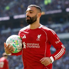 باريس سان جيرمان يزاحم ليفربول لخطف "بديل صلاح"