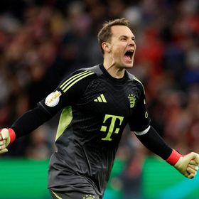 مانويل نوير يعود لتدريبات بايرن ميونيخ قبل مواجهة دورتموند