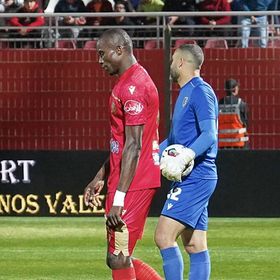 ثنائية سامبو في تواركة تضع الوداد في الصدارة المؤقتة للبطولة