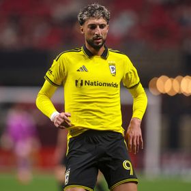 وسام أبو علي يتعهّد بعودة "أكثر قوة" بعد إصابته بقطع في الرباط الصليبي