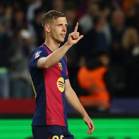 برشلونة يعبر مايوركا بهدف أولمو ويقطع خطوة نحو لقب الليغا