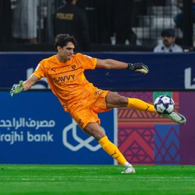 سيموني إنزاغي يحدد حارس الهلال في غياب ياسين بونو