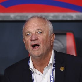 مدرب العراق يُعدّ لاعبيه "ذهنياً وبدنياً" لمواجهة الإمارات